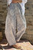Hush Pillow Cotton Bandana B Classic Barrel Pant Cloud Grey